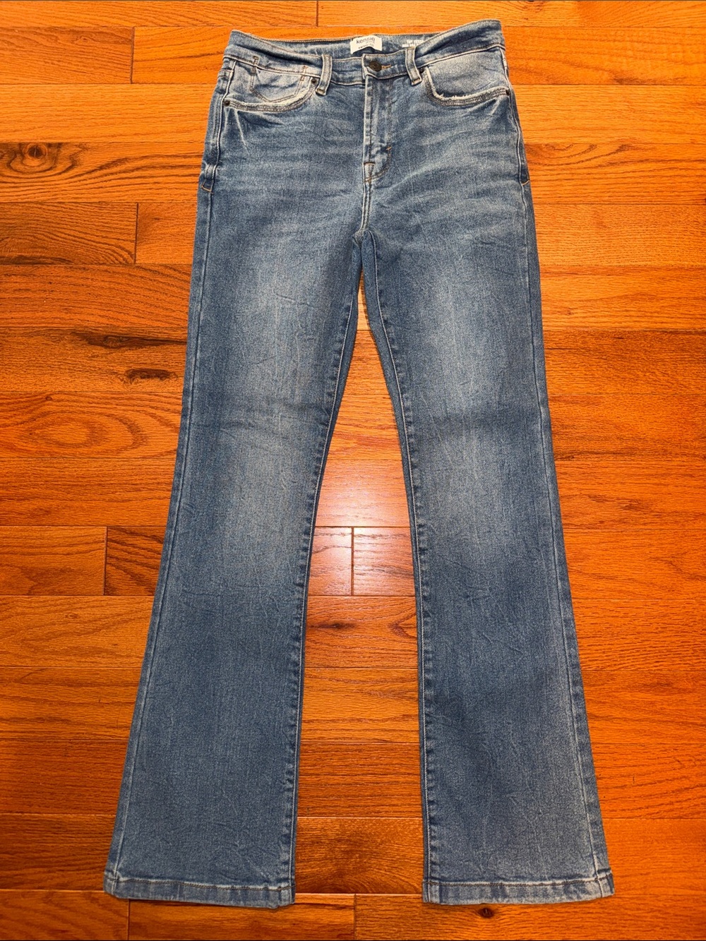 Kensie Jeans Vintage Luxe The Tessa High Rise bootcut jeans 4 27x32